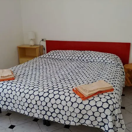 公寓 Casa Auxilium